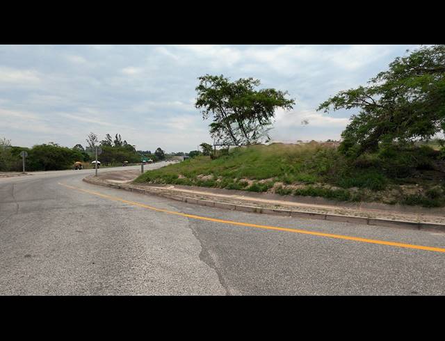 3,865M² VACANT LAND FOR SALE IN RIVERSIDE PARK